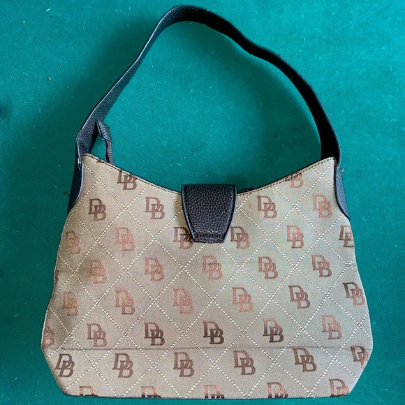 Classic Brown and Tan Dooney & Bourke Purse with clasp - Picture 2 of 15
